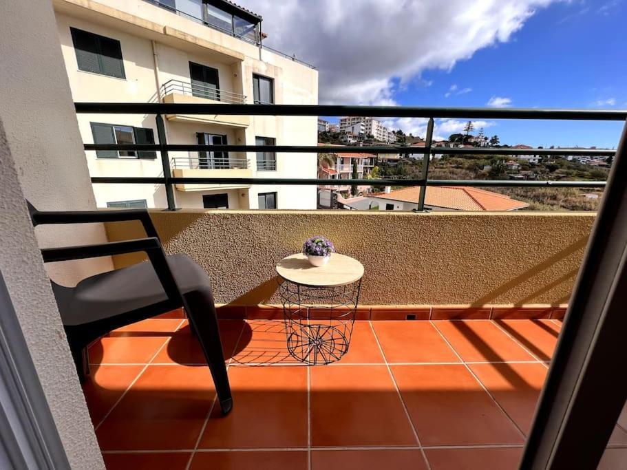 By The Sea - Apartamento Acolhedor E Relaxante. Canico  Bagian luar foto